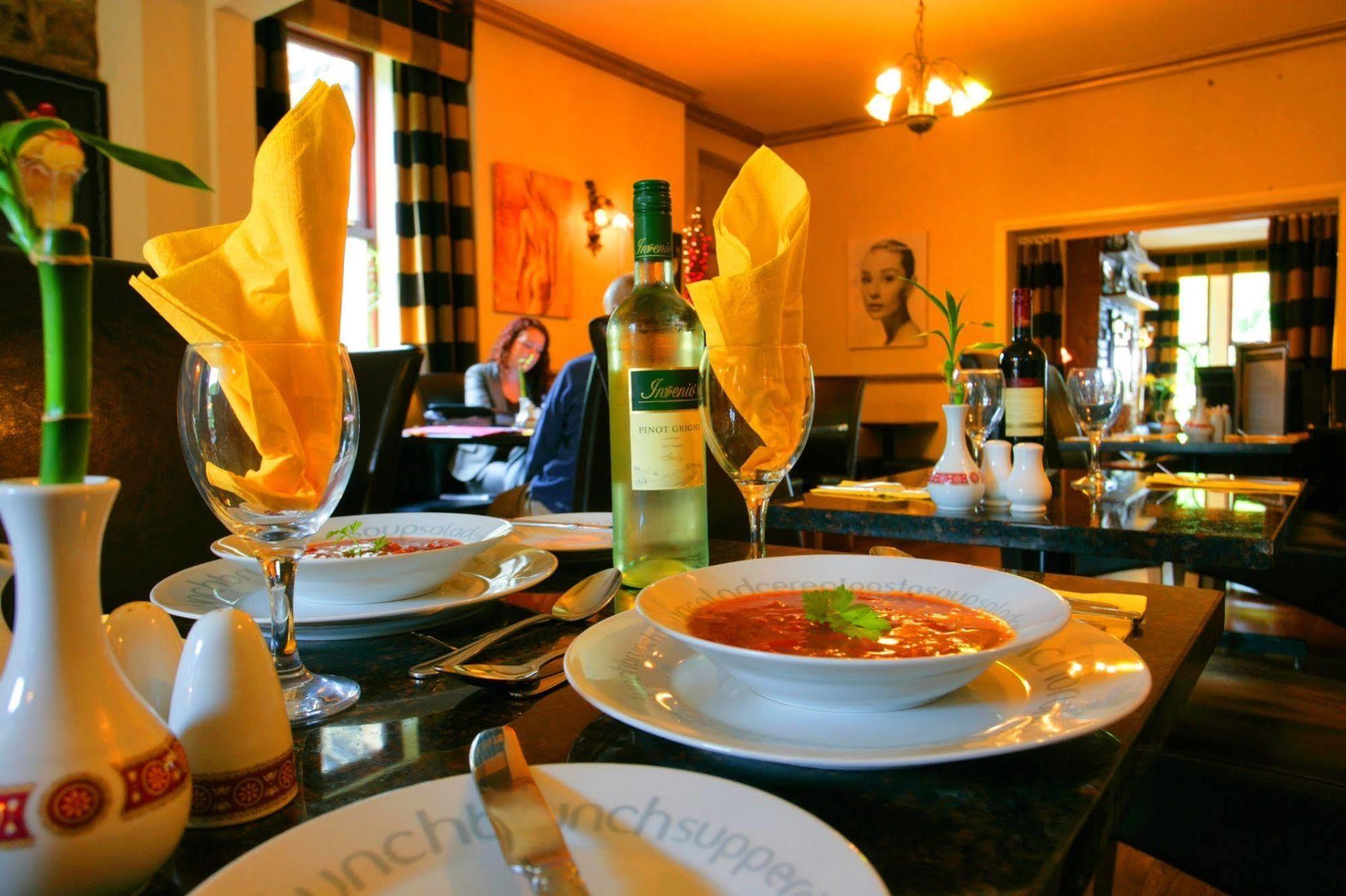 Ilkley Riverside Hotel 외부 사진
